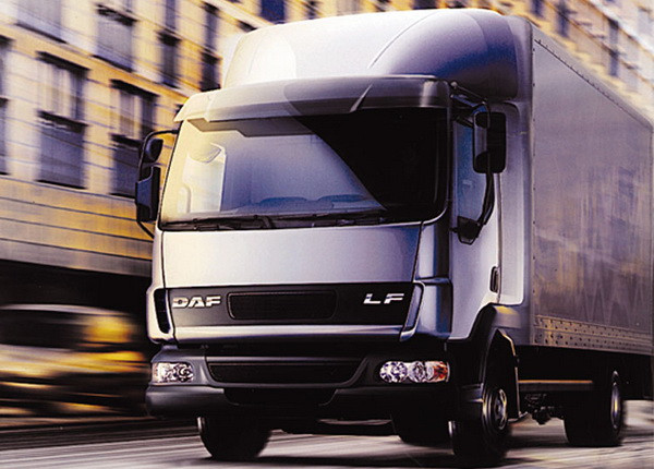 Грузовой автомобиль DAF LF 45-55 (01-) - Стекло лобовое,

размер 1980*880, № RENT0079, eurocode 4633AGNBL

​