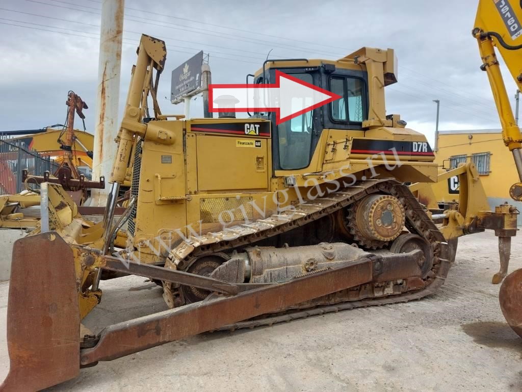 Бульдозер Caterpillar D7R - Стекло кузовное левое (подвижная форточка ближе к лобовому) (закаленное)