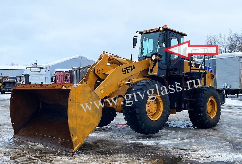 Фронтальный погрузчик Sem 655D - Стекло лобовое левое (закаленное)