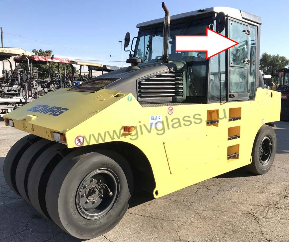 Пневмоколесный каток BOMAG BW 24 R - Стекло дверное левое верхнее (закаленное), размер 630 мм * 730 мм