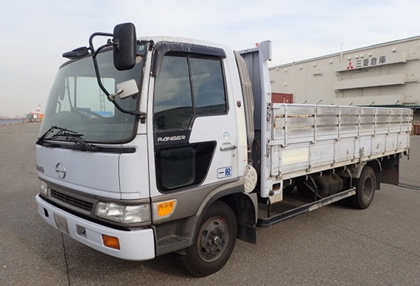 Грузовой автомобиль HINO Ranger Standart Body RHD 5-тн 2D Truck, кузов Y630 - Стекло лобовое,

размер 1947*860, № HINT0005, eurocode 9327AGNBL