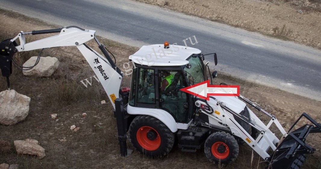  Экскаватор-погрузчик Bobcat B700/730/750/780 - Стекло дверное правое (закаленное)