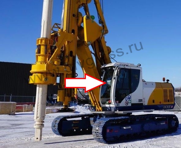 Буровая установка BAUER BG-15, BG-20, BG-24, BG-30, ВG-36 - Стекло лобовое (триплекс), размер 1670 мм * 835 мм, цельное (верх и низ)