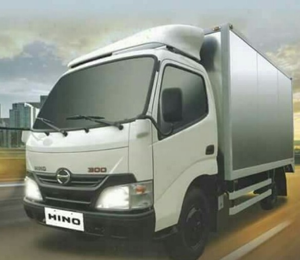 Грузовой автомобиль HINO 300 Euro 4 Wide Truck 2011 - Стекло лобовое,

размер 1860*850, № HINT0003, eurocode AGNBL