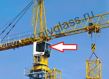 Башеный кран LIEBHERR 132 ES-H8 Litronic c 2013 г.в - Стекло лобовое верхнее  (закаленное), с отверстиями
