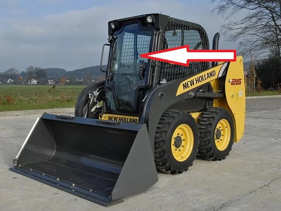 Мини-погрузчик New Holland L 215, L218, L220, L223, L225, L230, C227, C232, C238 2009 - Стекло лобовое с шелкографией и отверстиями под дворник сбоку (закалённое).
Номер в каталоге 84344565