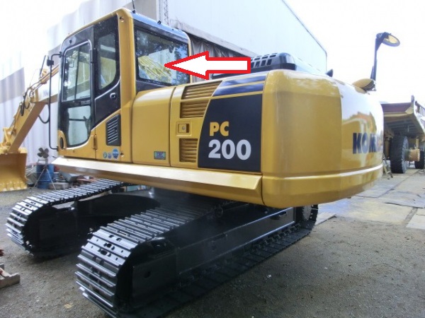 Экскаватор гусеничный Komatsu PC 200-8 | Komatsu PC 220-8 | Komatsu PC 300-8 | Komatsu PC 400-8 | Komatsu PC 750-8 | Komatsu PC 800-8 | ( 8 серия ) - Стекло заднее (закаленное)