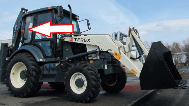 Экскаватор-погрузчик TEREX TLB 815 - 
Cтекло кузовное правое передняя часть,

№ 1TJ0002M1