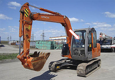 Экскаватор гусеничный HITACHI ZX 70 LC/ZX 75 LC - Стекло лобовое верхнее (закаленное)