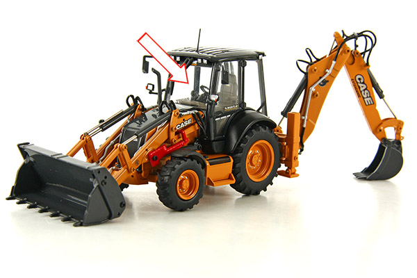 Экскаватор-погрузчик Case 580 R | Case 580 T | Case 580 SR | Case 695 SR - Стекло лобовое верхнее с шелкографией (триплекс). 
Номер в каталоге 85801621