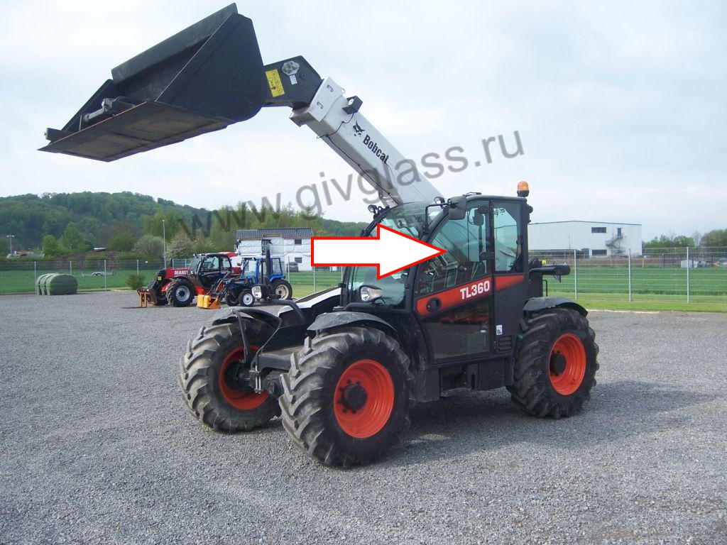 Телескопический погрузчик BOBCAT TL360, TL470 - Стекло дверное верхнее (закалённое)