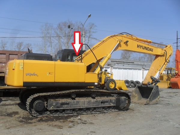 Экскаватор HYUNDAI ROBEX 210 LC-7 | 260 LC-7 | 290 LC-7 | 300 LC-7 | 330 LC-7 | 450 LC-7 | 480 LC 7 | 2003 год -  - Стекло кузовное правое (закаленное)