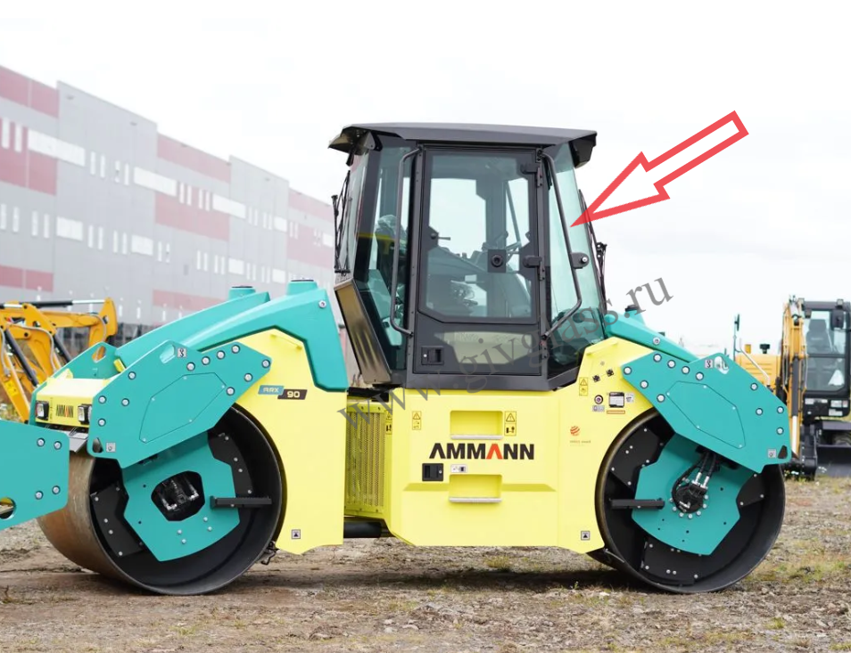 Каток Ammann ARX 90 - Стекло лобовое правое (закаленное)