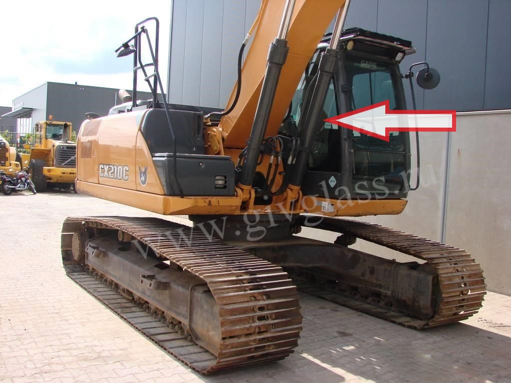 Гусеничный/колесный экскаватор Case CX210C 2018 года - Стекло кузовное правое возле стрелы (закаленное)
Номер в каталоге 51435076
