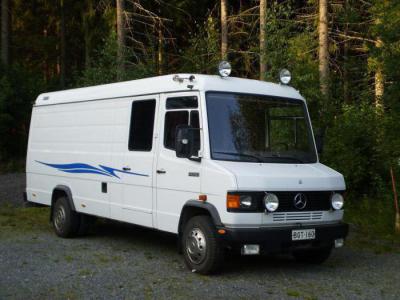 Грузовой автомобиль Mercedes 507 / 609 / 707 / 711 / 811 2D Truck (86-96) / T2 5D Van (86-96) / Vario High 2/4D Truck (96-) - Стекло лобовое,
размер 1883*949, № MERT0107, eurocode 5424AGNBL