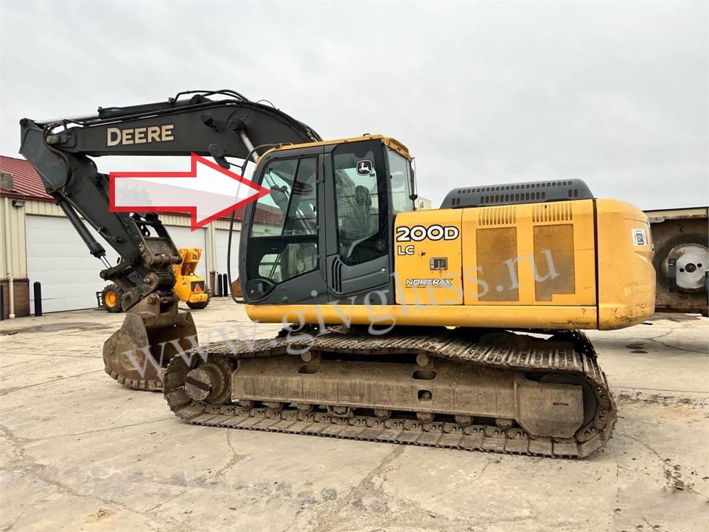 Гусеничный экскаватор John Deere LC 200 D / LC 240 D/ LC 260 D/ LC 300 D/ LC 330 D/ LC 360 D - Стекло  дверное левое верхнее (форточка ближе к лобовому стеклу) (закалённое)