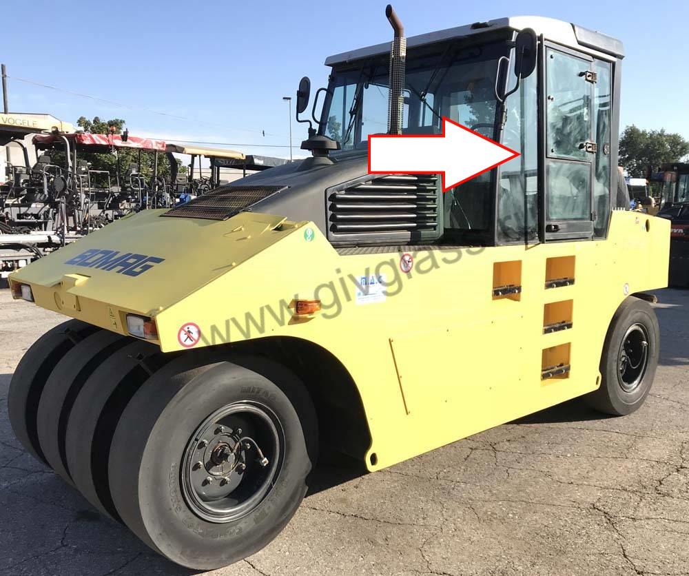 Пневмоколесный каток BOMAG BW 24 R - Стекло кузовное переднее левое  (триплекс)