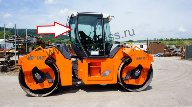 Каток Hamm HD+140/ Hamm HD+110 - Стекло заднее правое (закаленное)