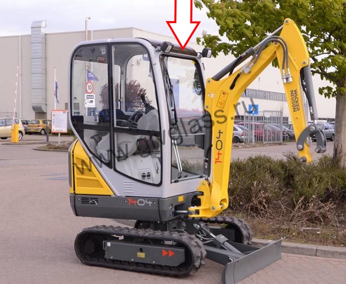 Мини-экскаватор Wacker Neuson 1404 - Стекло крыши (триплекс), 

размер 350 мм * 860 мм

​