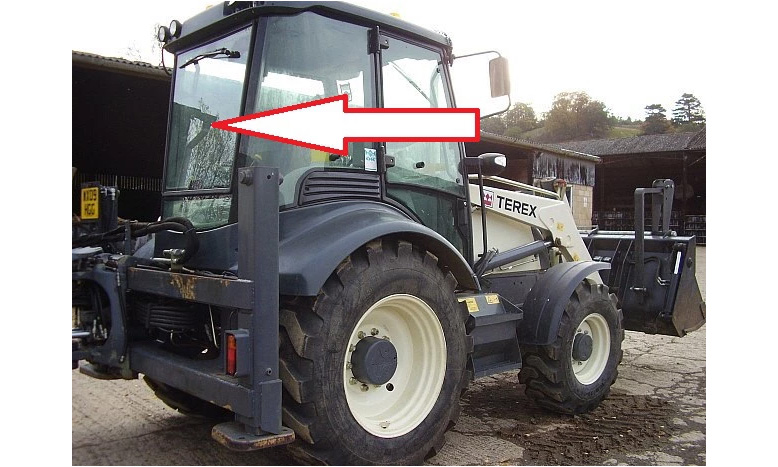 Экскаватор-погрузчик Terex 820/860 - Стекло кузовное заднее верхнее с отверстиями под дворник (закалённое).
Номер в каталоге TEREX 6099765M91