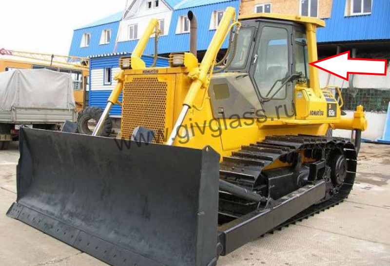 Бульдозер KOMATSU D65E-12 - Cтекло кузовное левое нижнее (форточка в рамке ближе к заднему стеклу) (закаленное)