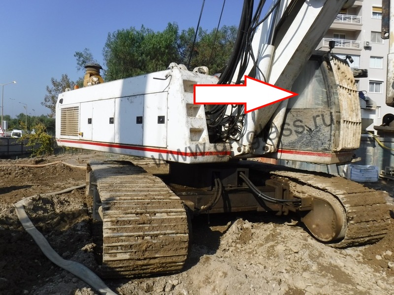 Буровая установка MAIT HR 260 - Стекло правое у стрелы (закаленное), размер 1520 мм * 930 мм