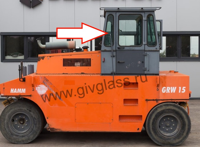 Каток HAMM GRW-10/15/20 - Стекло кузовное переднее левое
