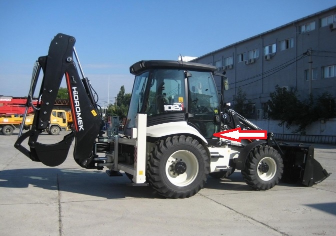 Экскаватор погрузчик HIDROMEK 102B - Стекло дверное правое нижнее (закаленное) 
2011-