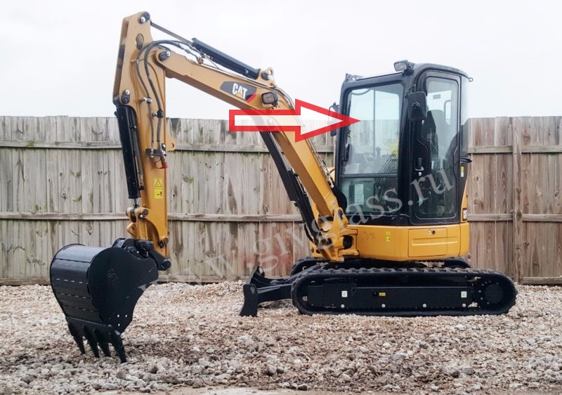 Мини-экскаватор Caterpillar 303.5 DCR - Стекло лобовое верхнее (закаленное)