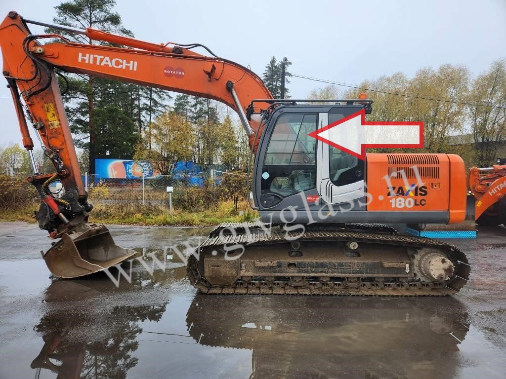 Экскаватор гусеничный (колёсный) Hitachi ZX180/200/210/240/250/270/280/300/330/350/400/470 LC3/ LCN-3 2005 - Стекло дверное левое верхнее (неподвижная форточка ближе к заднему стеклу) (закалённое) 
Номер в каталоге 4651660