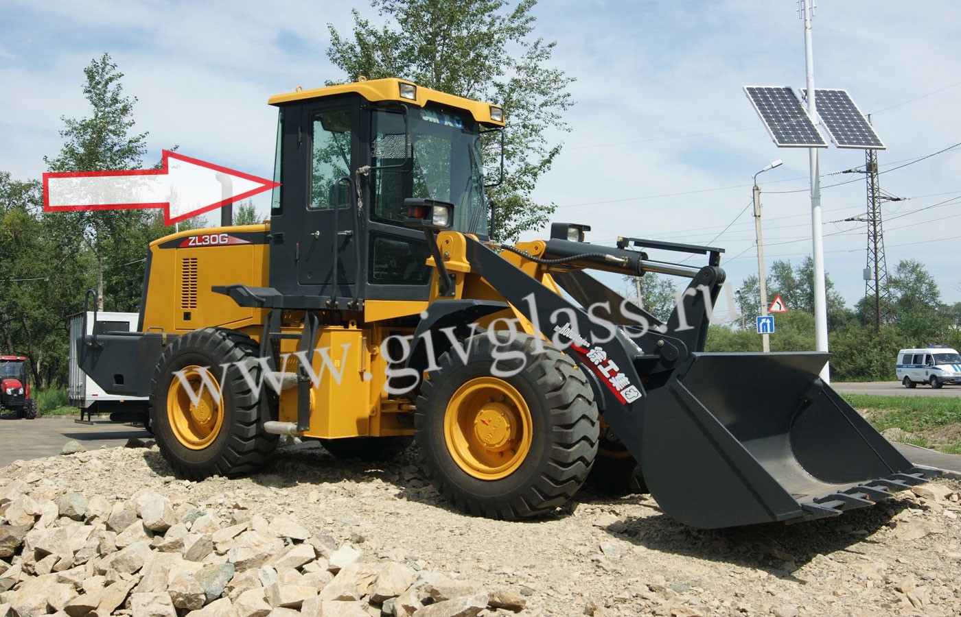 Фронтальный погрузчик Xcmg ZL30G - Стекло заднее правое (закаленное)