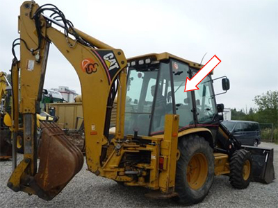 Экскаватор-погрузчик Caterpillar 428 D 97/432 D 97 - Стекло кузовное заднее правое распашное (закаленное)