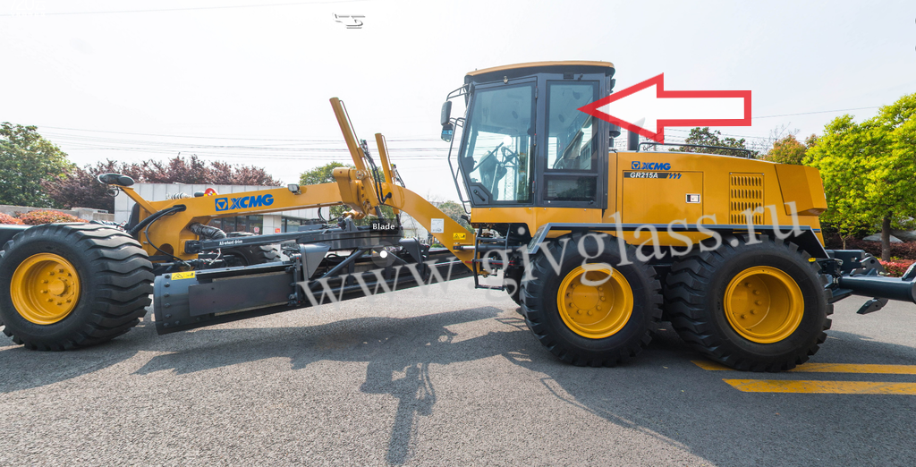 Грейдер XCMG GR215A - Стекло кузовное левое верхнее (закаленное)