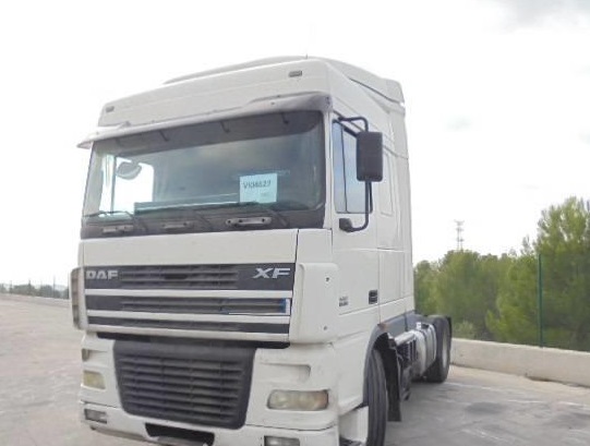 Грузовой автомобиль DAF XF 95 / 105 2007 - - Стекло лобовое,

размер 2330*775, № DAFT0005, eurocode 4635AGNBL

​