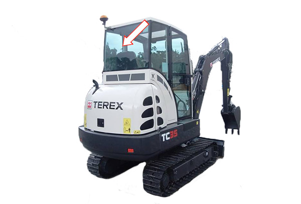 Мини-экскаватор Terex TC35  - Стекло кузовное заднее (закалённое)