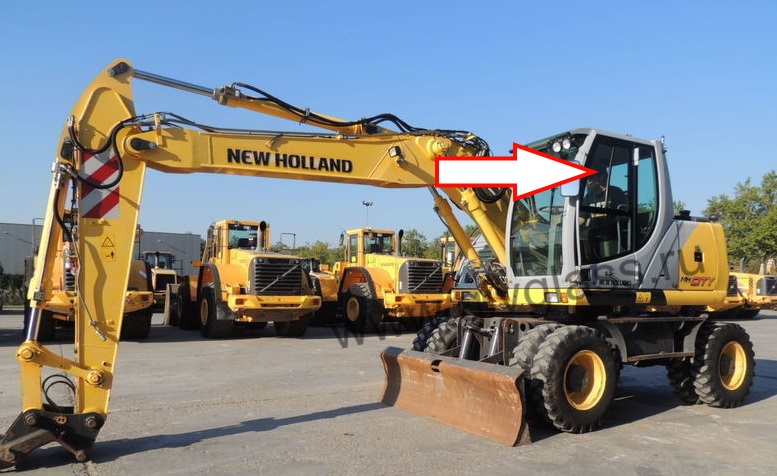 Экскаватор New Holland MH City - Cтекло дверное верхнее передняя часть 
