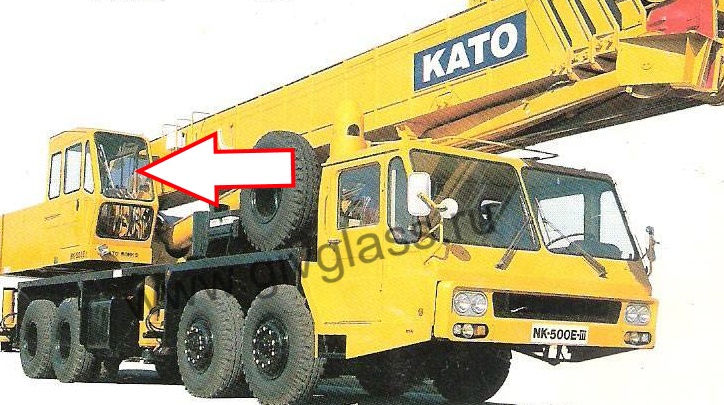 Автокран KATO NK-500 - Стекло лобовое верхнее кабины крановщика  (триплекс),

размер 932*580 мм

 