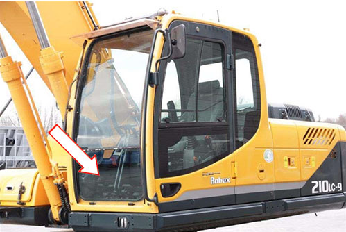 Экскаватор HYUNDAI ROBEX 210 LC-9,260 LC-9, 290 LC-9, 300 LC-9 330 LC-9, 450 LC-9, 480 LC-9. 2011 - Стекло лобовое нижнее (закаленное)