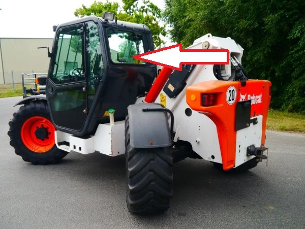 Телескопический-погрузчик BOBCAT T3571/T3571L  - Cтекло заднее (закалённое) 