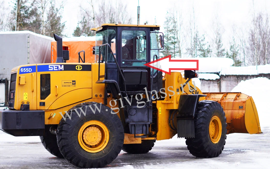 Фронтальный погрузчик Sem 655D - Стекло правое нижнее (закаленное)