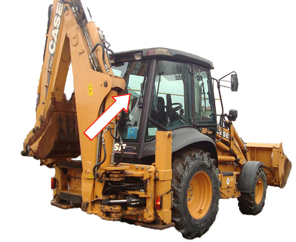 Экскаватор-погрузчик Case 580 R | Case 580 T | Case 580 SR | Case 695 SR - Стекло заднее с шелкографией и отверстиями (закалённое).
Номер в каталоге 85801632
