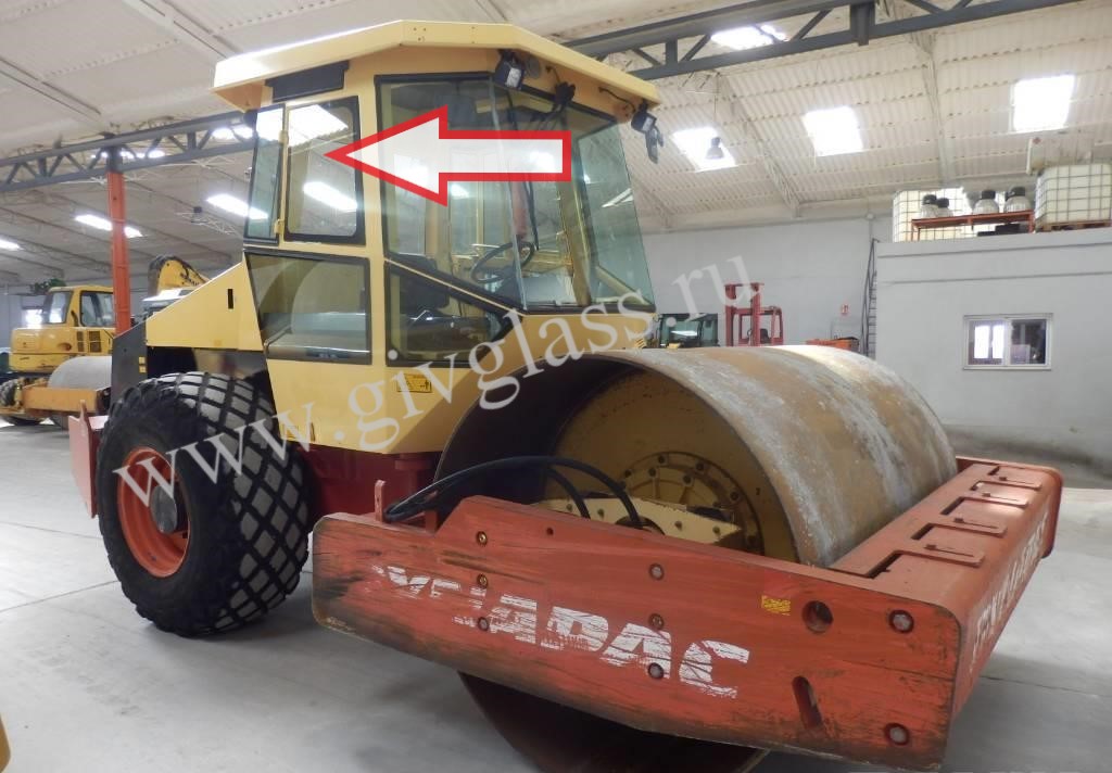 Каток Dynapac CA 280 - Стекло кузовное правое верхнее (ближе к лобовому)