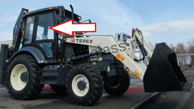 Экскаватор-погрузчик TEREX TLB 815 - Cтекло дверное верхнее правое , № 1TJ0207M1