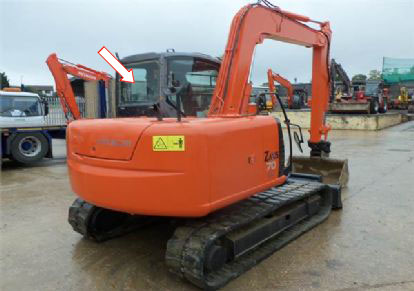 Экскаватор гусеничный HITACHI ZX 70 LC/ZX 75 LC - Стекло заднее(закаленное)