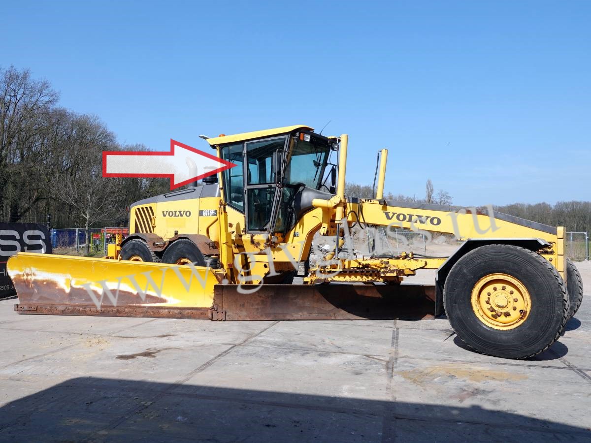 Грейдер Volvo G 976 - Стекло кузовное заднее правое (закалённое)
